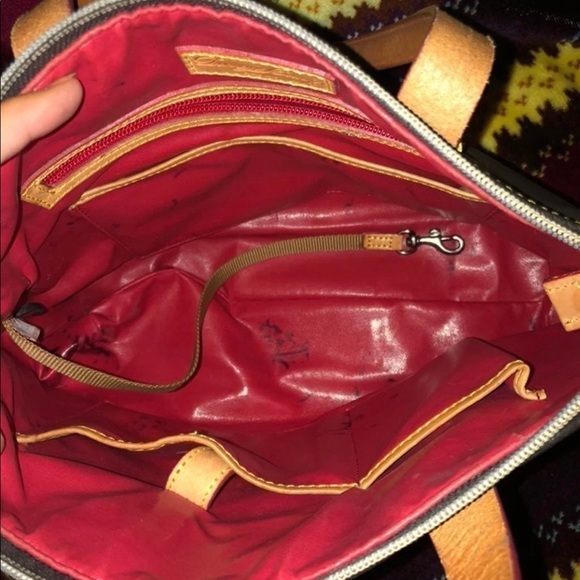 Dooney and Bourke shoulder crossbody bag - Picture 5 of 7